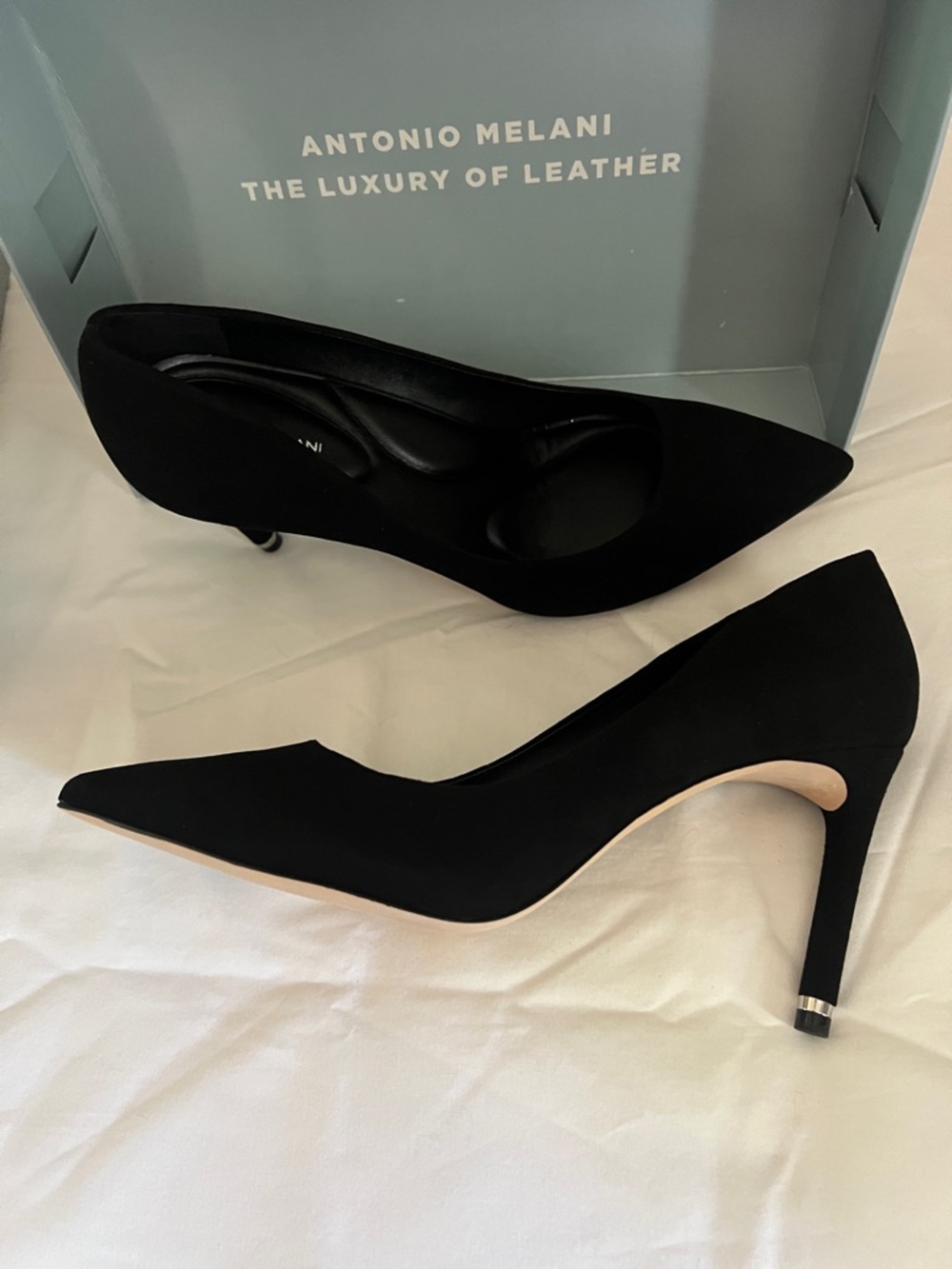 ANTONIO MELANI Black Pointed-Toe Satin Pumps in box new w/ out tags